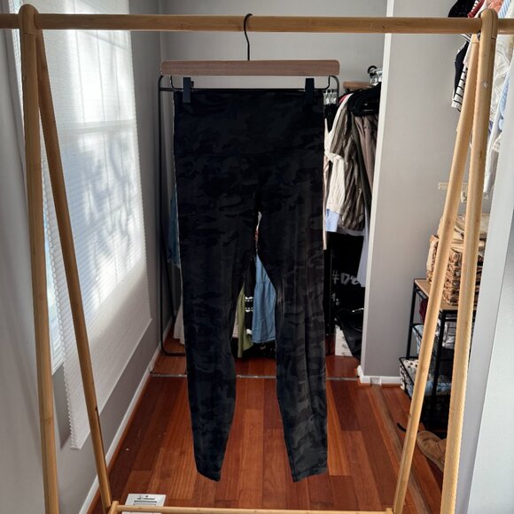 Lululemon | Align Camo Leggings | Size 6 - Picture 3 of 8